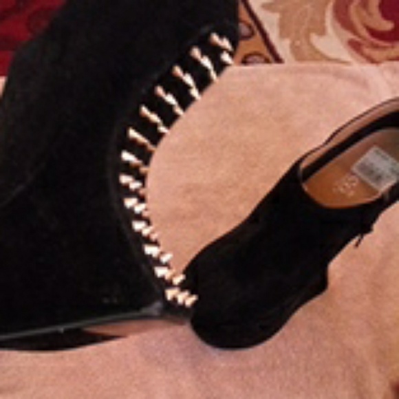 Invisible heels - Picture 3 of 3